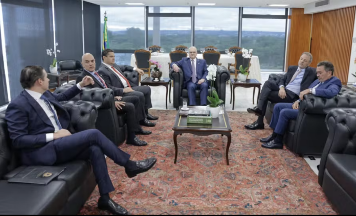 Rosinei Coutinho/STF Será formulada proposta de regra de transição, em respeito à Constituição e aos limites do teto constitucional