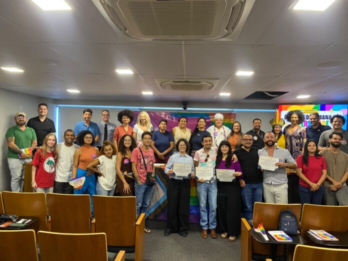 A previsão é que o formulário do Censo Participativo LGBT seja lançado oficialmente no domingo (14/06)